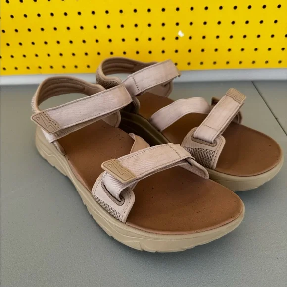 Teva Sesame Zymic Sandals Teva Sandals Women Zymic in Sesame Size 9 — Cabaline main image 4
